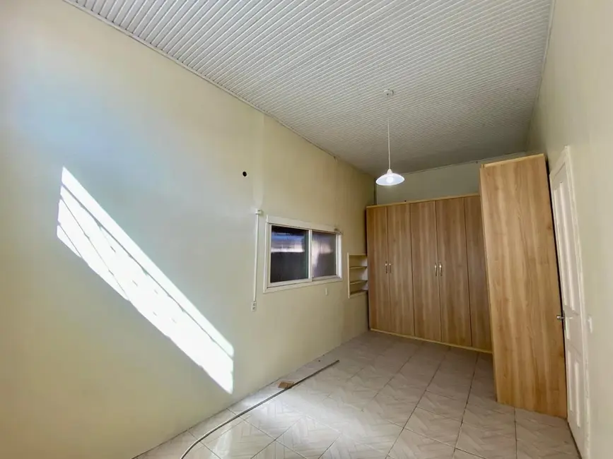 Foto 5 de Casa com 2 quartos à venda, 150m2 em Centro, Alegrete - RS