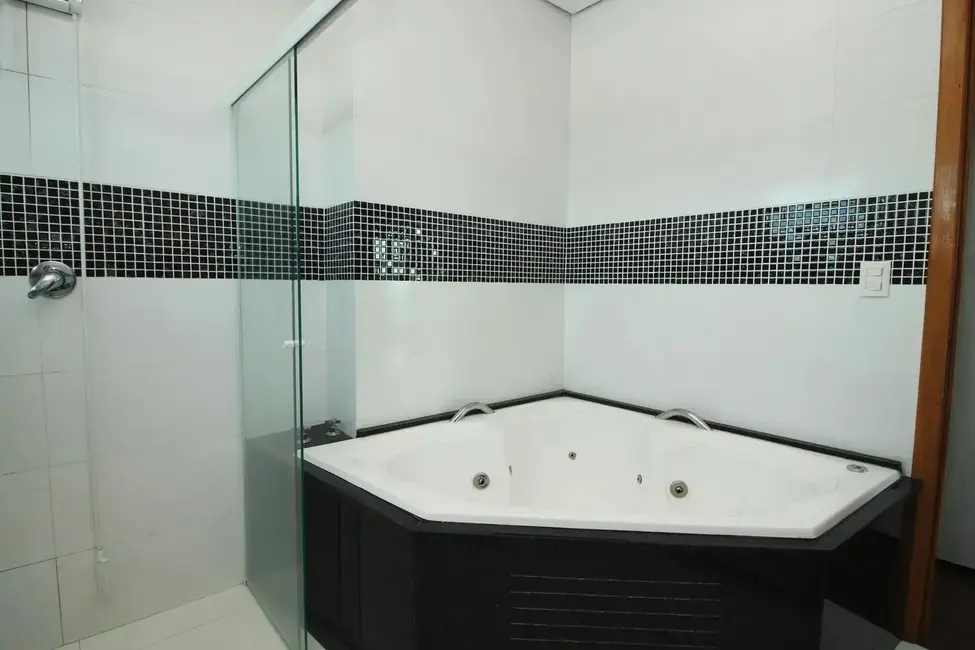Foto 8 de Casa com 4 quartos à venda, 300m2 em Cidade Alta, Alegrete - RS
