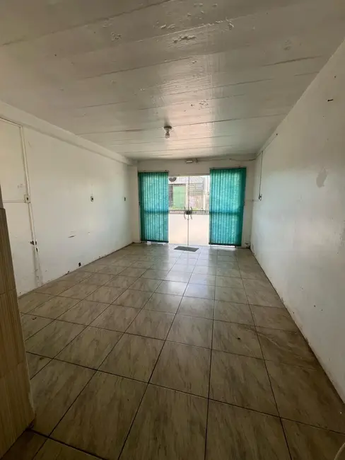 Foto 1 de Sala Comercial com 4 quartos para alugar, 200m2 em Cidade Alta, Alegrete - RS