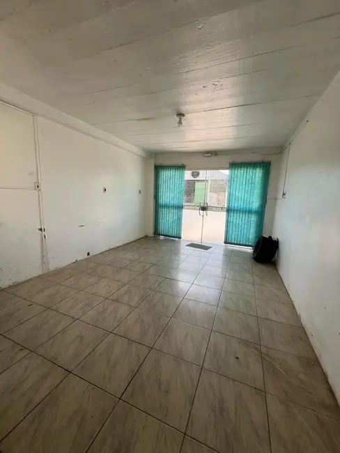 Foto 8 de Sala Comercial com 4 quartos para alugar, 200m2 em Cidade Alta, Alegrete - RS