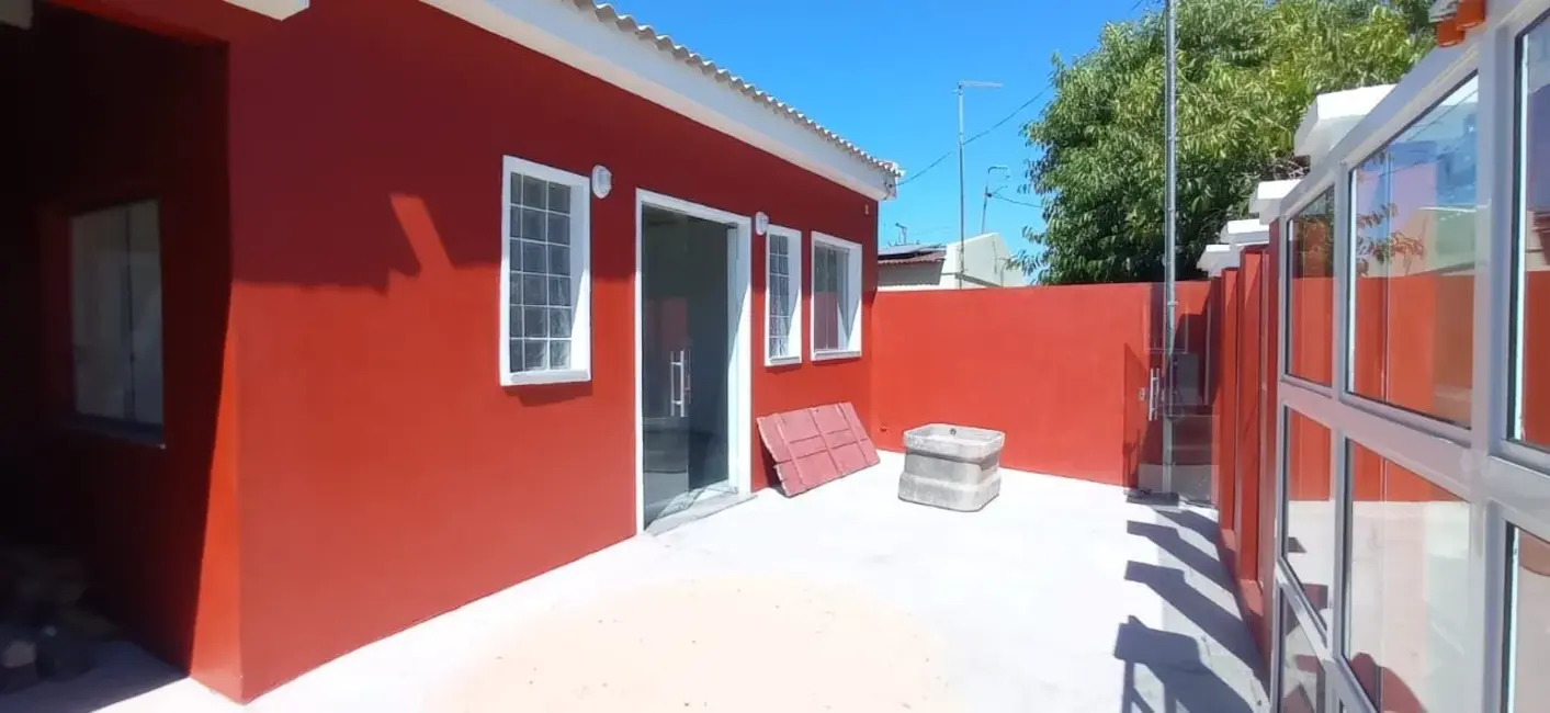 Foto 1 de Casa com 1 quarto para alugar, 90m2 em Progresso, Alegrete - RS