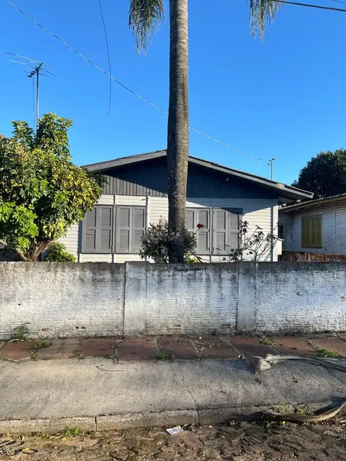 Foto 1 de Casa com 3 quartos à venda, 50m2 em Jardim Planalto, Alegrete - RS