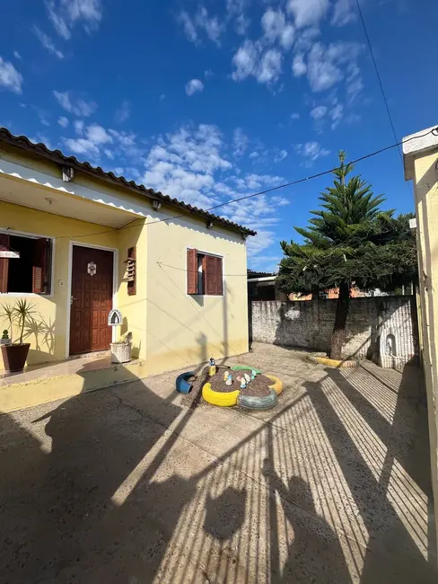 Casa com 3 quartos à venda, 60m2 em José de Abreu, Alegrete - RS - imagem 3 Foto 3 de Casa com 3 quartos à venda, 60m2 em José de Abreu, Alegrete - RS