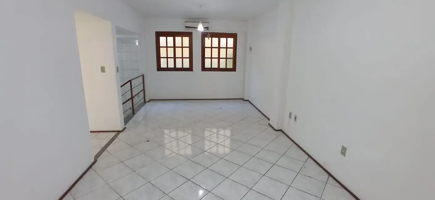 Apartamento com 3 quartos à venda, 100m2 em Cidade Alta, Alegrete - RS - imagem 1 Foto 1 de Apartamento com 3 quartos à venda, 100m2 em Cidade Alta, Alegrete - RS