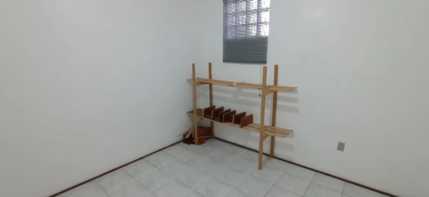 Apartamento com 3 quartos à venda, 100m2 em Cidade Alta, Alegrete - RS - imagem 6 Foto 6 de Apartamento com 3 quartos à venda, 100m2 em Cidade Alta, Alegrete - RS
