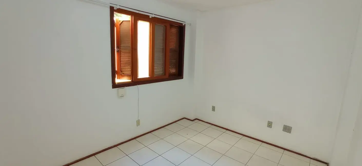 Apartamento com 3 quartos à venda, 100m2 em Cidade Alta, Alegrete - RS - imagem 3 Foto 3 de Apartamento com 3 quartos à venda, 100m2 em Cidade Alta, Alegrete - RS