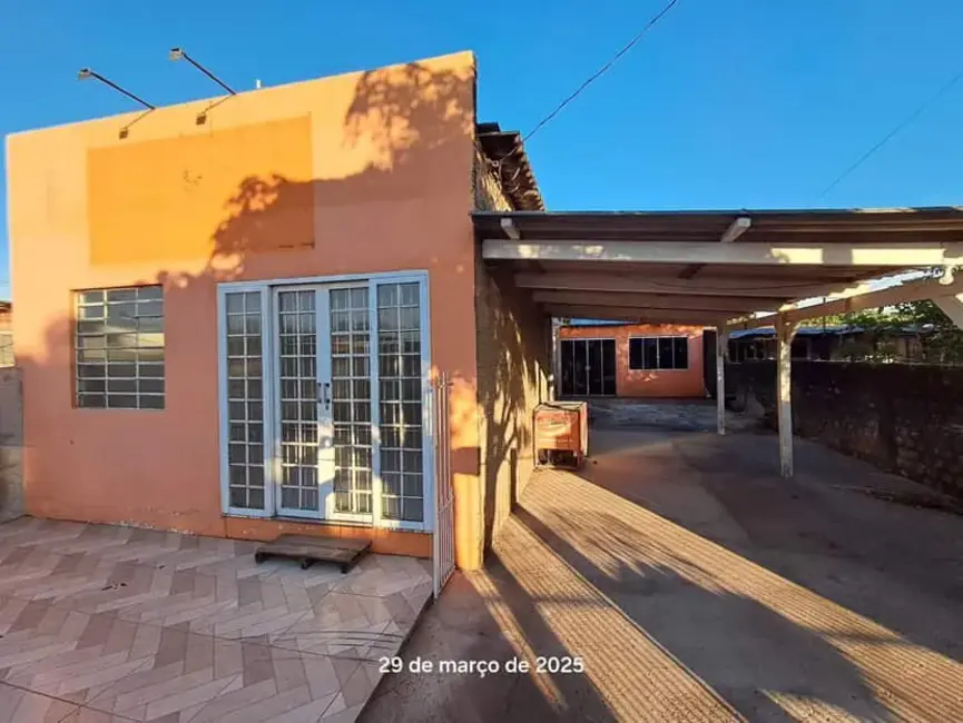 Foto 2 de Sala Comercial com 1 quarto à venda, 50m2 em Alegrete - RS