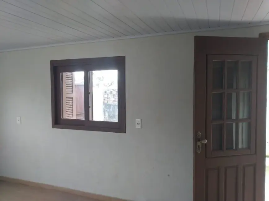 Foto 3 de Casa com 2 quartos à venda, 65m2 em Centro, Alegrete - RS