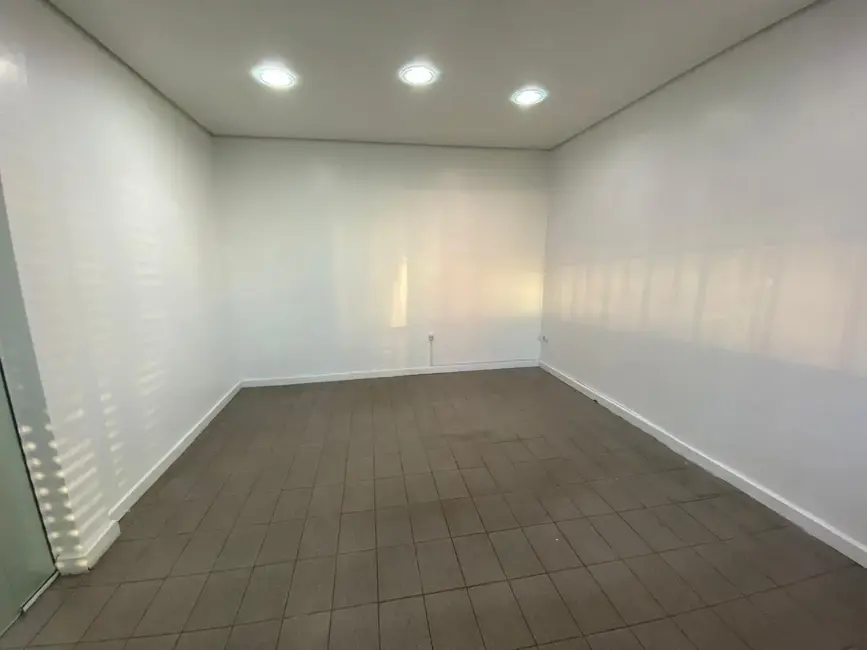 Foto 2 de Sala Comercial com 2 quartos para alugar, 100m2 em Cidade Alta, Alegrete - RS