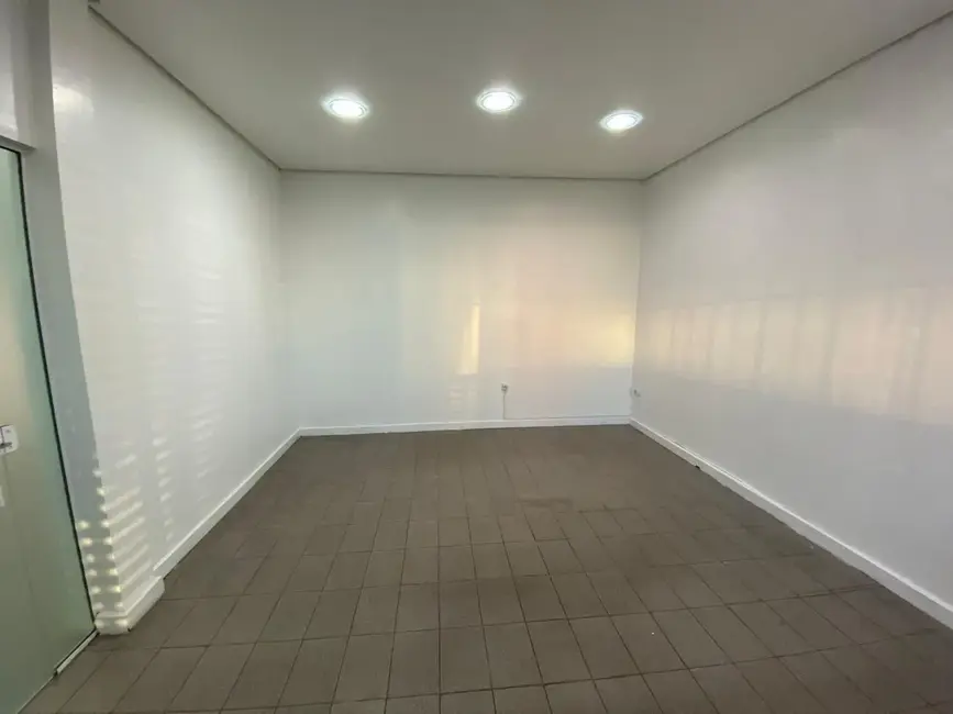 Foto 1 de Sala Comercial com 2 quartos para alugar, 100m2 em Cidade Alta, Alegrete - RS