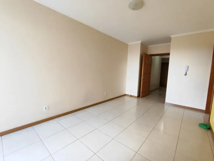 Foto 3 de Apartamento com 2 quartos à venda, 60m2 em Centro, Alegrete - RS