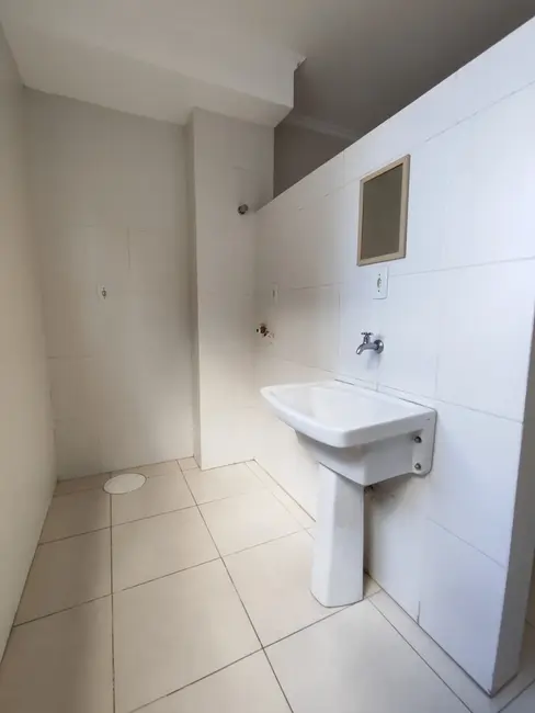 Foto 6 de Apartamento com 2 quartos à venda, 60m2 em Centro, Alegrete - RS