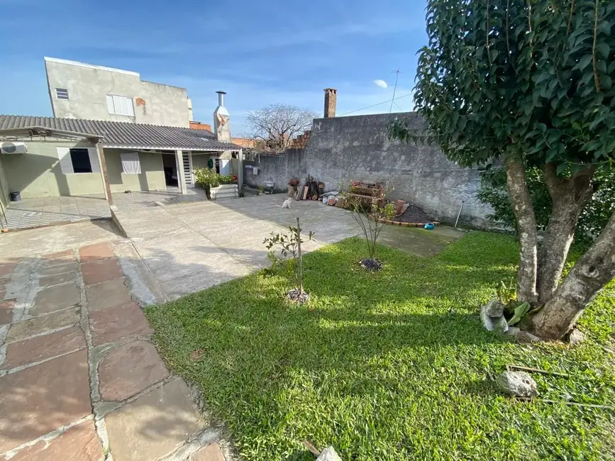 Casa com 2 quartos à venda, 40m2 em Jardim Planalto, Alegrete - RS - imagem 1 Foto 1 de Casa com 2 quartos à venda, 40m2 em Jardim Planalto, Alegrete - RS