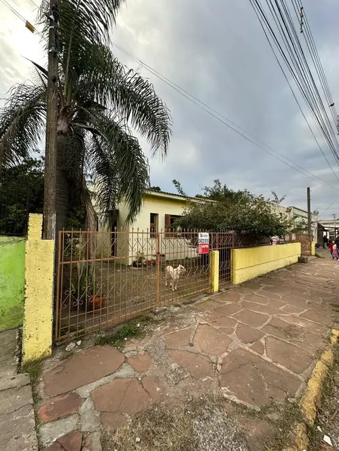 Foto 2 de Casa com 3 quartos à venda, 65m2 em Centro, Alegrete - RS