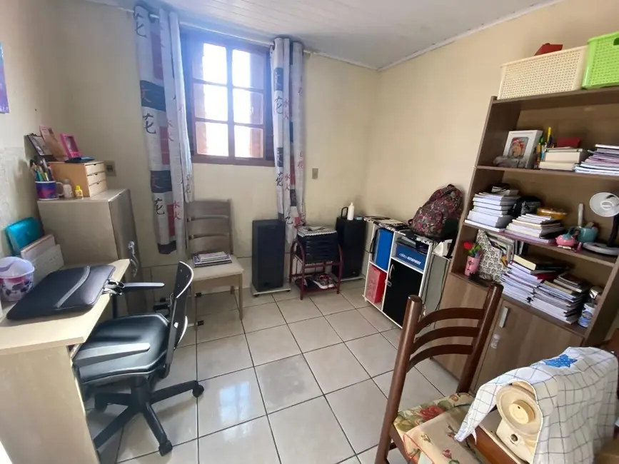 Casa com 3 quartos à venda, 60m2 em Vila Nova, Alegrete - RS - imagem 8 Foto 8 de Casa com 3 quartos à venda, 60m2 em Vila Nova, Alegrete - RS
