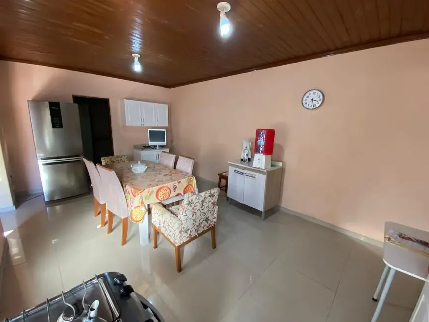 Foto 4 de Casa com 3 quartos à venda, 65m2 em Centro, Alegrete - RS