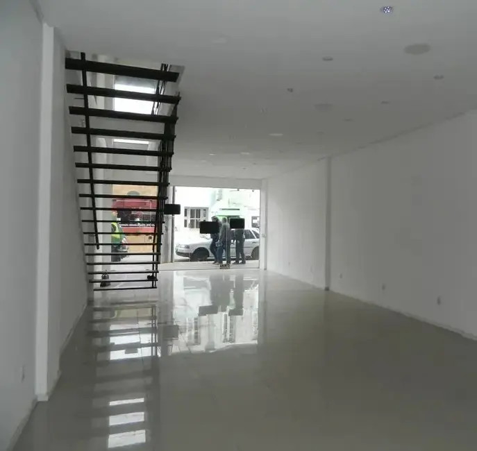 Foto 1 de Loja com 1 quarto para alugar, 110m2 em Centro, Alegrete - RS