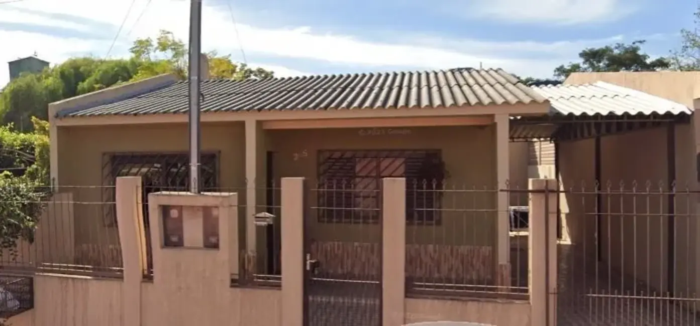 Foto 1 de Casa com 3 quartos à venda, 120m2 em Joaquim Fonseca Milano, Alegrete - RS