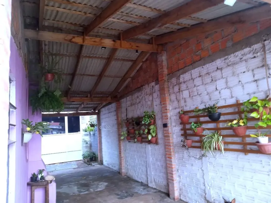 Foto 2 de Casa com 2 quartos à venda, 60m2 em Saint Pastous, Alegrete - RS
