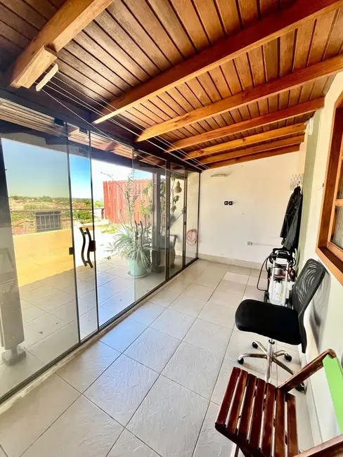 Apartamento com 3 quartos à venda, 200m2 em Centro, Alegrete - RS - imagem 2 Foto 2 de Apartamento com 3 quartos à venda, 200m2 em Centro, Alegrete - RS