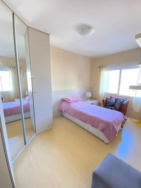 Foto 3 de Apartamento com 2 quartos à venda, 60m2 em Centro, Alegrete - RS