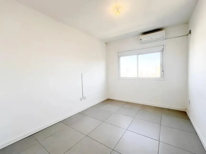 Foto 2 de Apartamento com 2 quartos à venda, 60m2 em Centro, Alegrete - RS