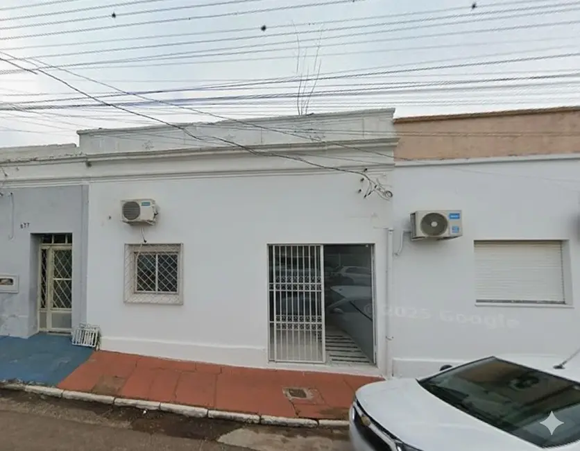 Sala Comercial com 2 quartos para alugar, 80m2 em Centro, Alegrete - RS - imagem 1 Foto 1 de Sala Comercial com 2 quartos para alugar, 80m2 em Centro, Alegrete - RS