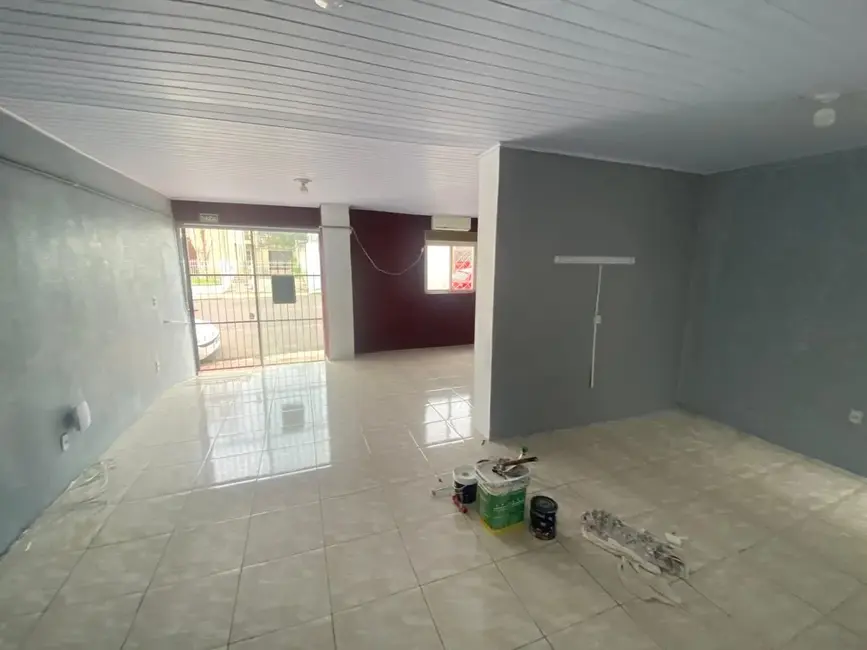 Sala Comercial com 2 quartos para alugar, 80m2 em Centro, Alegrete - RS - imagem 3 Foto 3 de Sala Comercial com 2 quartos para alugar, 80m2 em Centro, Alegrete - RS
