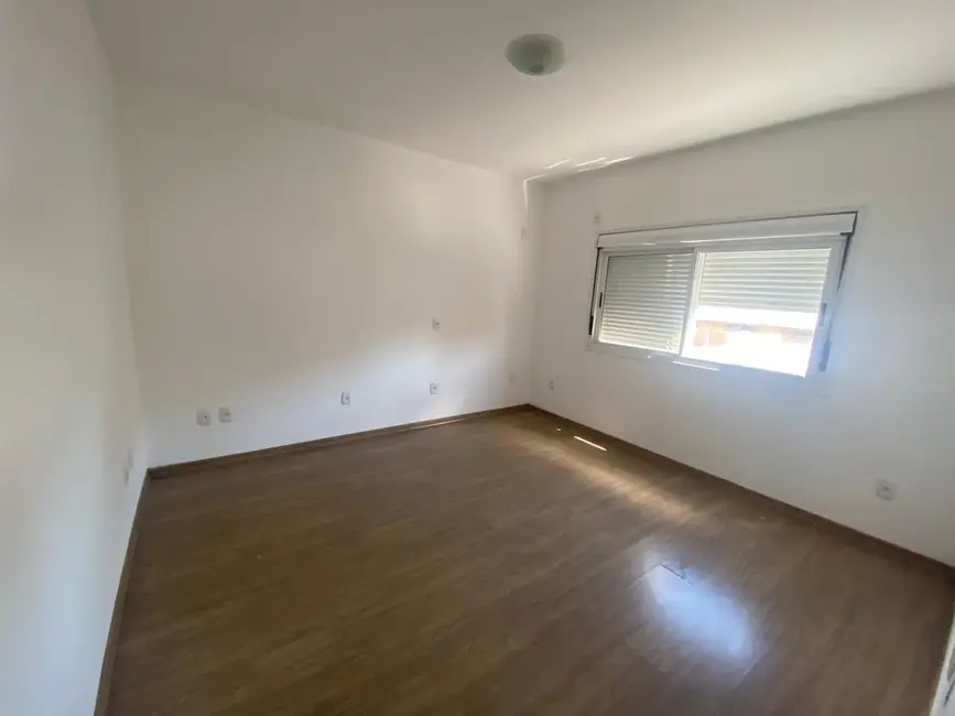 Foto 2 de Apartamento com 3 quartos à venda, 80m2 em Centro, Alegrete - RS