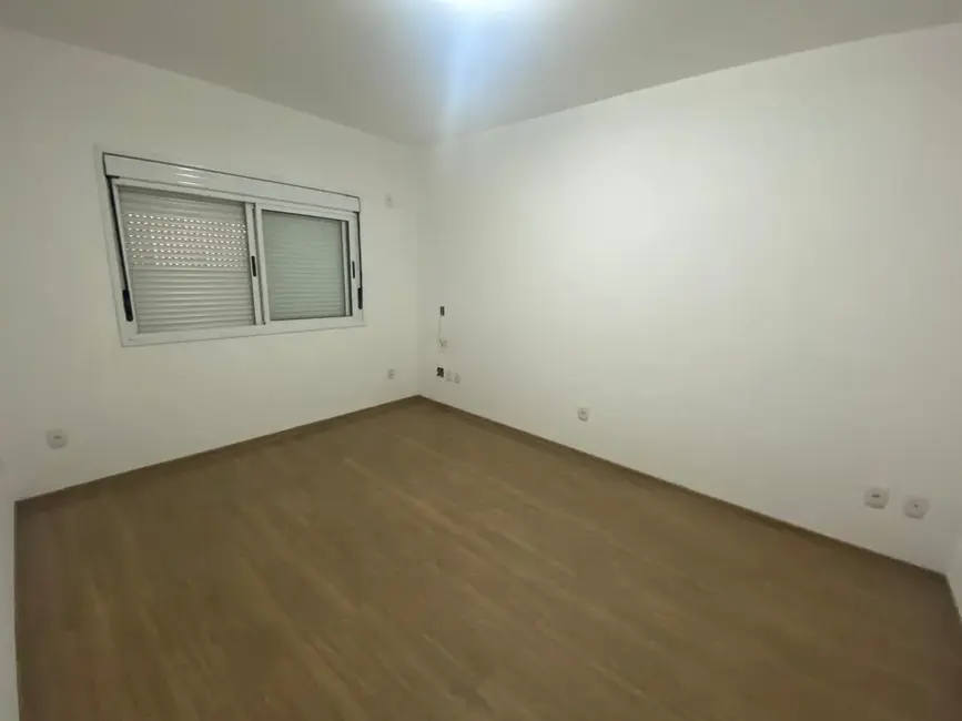Foto 3 de Apartamento com 3 quartos à venda, 80m2 em Centro, Alegrete - RS