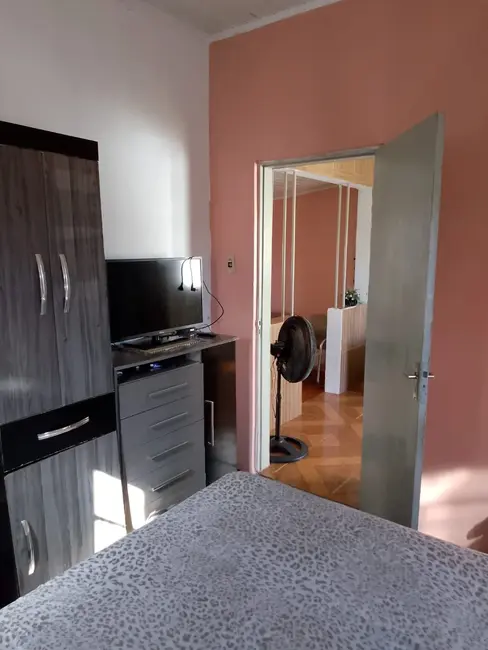 Foto 2 de Casa com 2 quartos à venda, 90m2 em Centro, Alegrete - RS