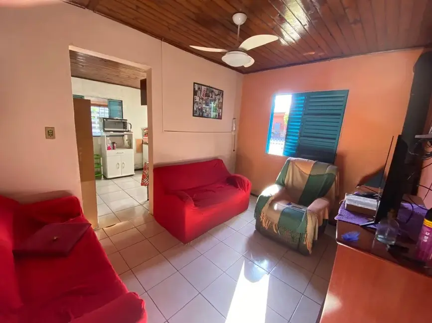 Casa com 2 quartos à venda, 55m2 em Dr. Romário A de Oliveira, Alegrete - RS - imagem 9 Foto 9 de Casa com 2 quartos à venda, 55m2 em Dr. Romário A de Oliveira, Alegrete - RS