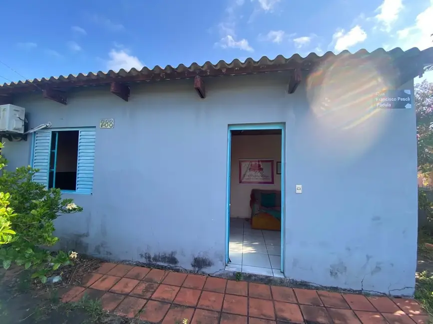 Casa com 2 quartos à venda, 55m2 em Dr. Romário A de Oliveira, Alegrete - RS - imagem 2 Foto 2 de Casa com 2 quartos à venda, 55m2 em Dr. Romário A de Oliveira, Alegrete - RS
