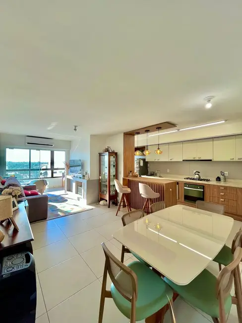 Foto 2 de Apartamento com 3 quartos à venda, 110m2 em Centro, Alegrete - RS
