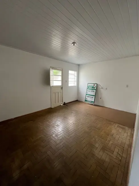 Foto 9 de Sala Comercial com 3 quartos para alugar, 350m2 em Santos Dumont, Alegrete - RS