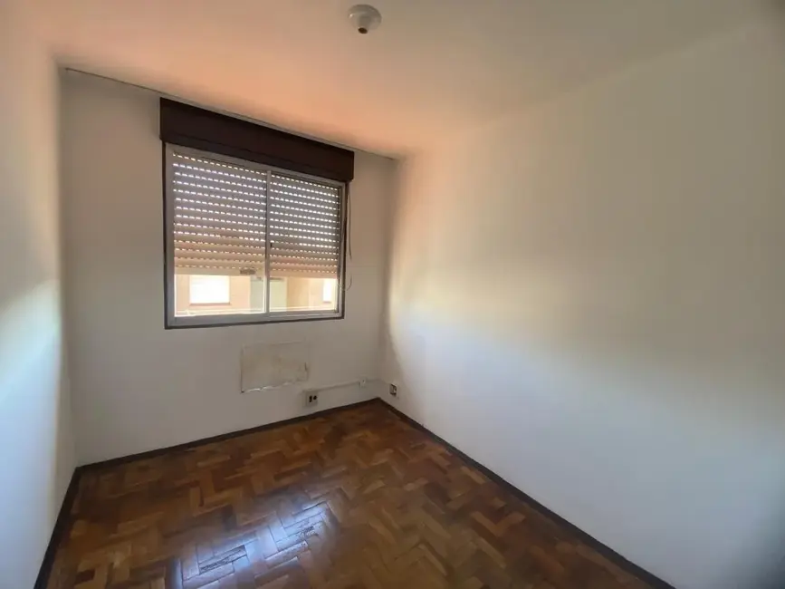Foto 4 de Apartamento com 2 quartos para alugar, 50m2 em Centro, Alegrete - RS