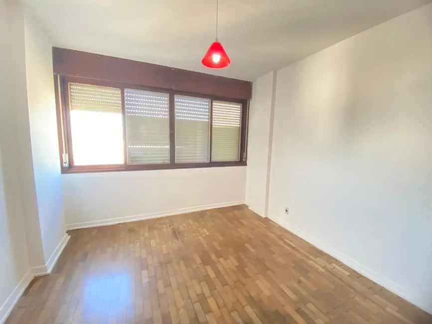 Foto 2 de Apartamento com 4 quartos à venda, 120m2 em Centro, Alegrete - RS