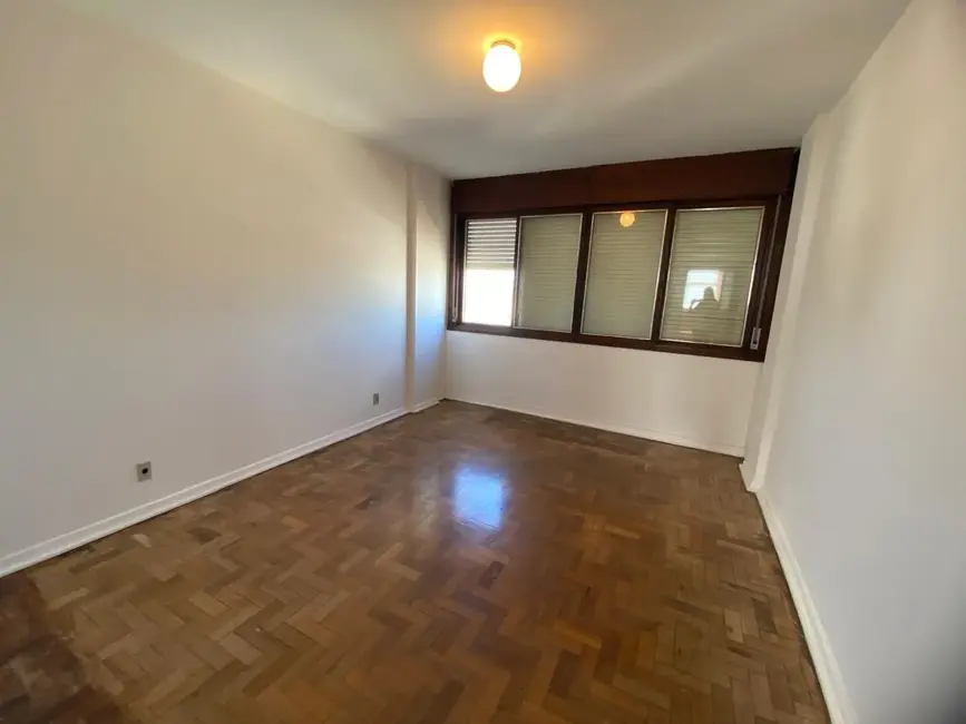 Foto 5 de Apartamento com 4 quartos à venda, 120m2 em Centro, Alegrete - RS
