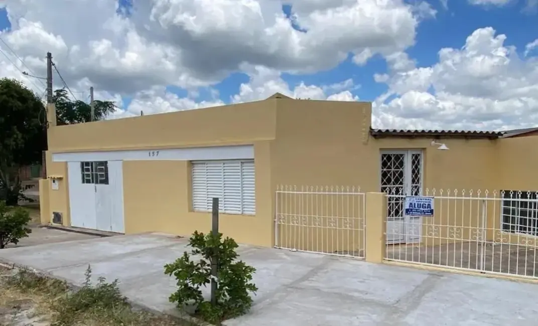 Foto 1 de Casa com 3 quartos à venda, 100m2 em Promorar, Alegrete - RS