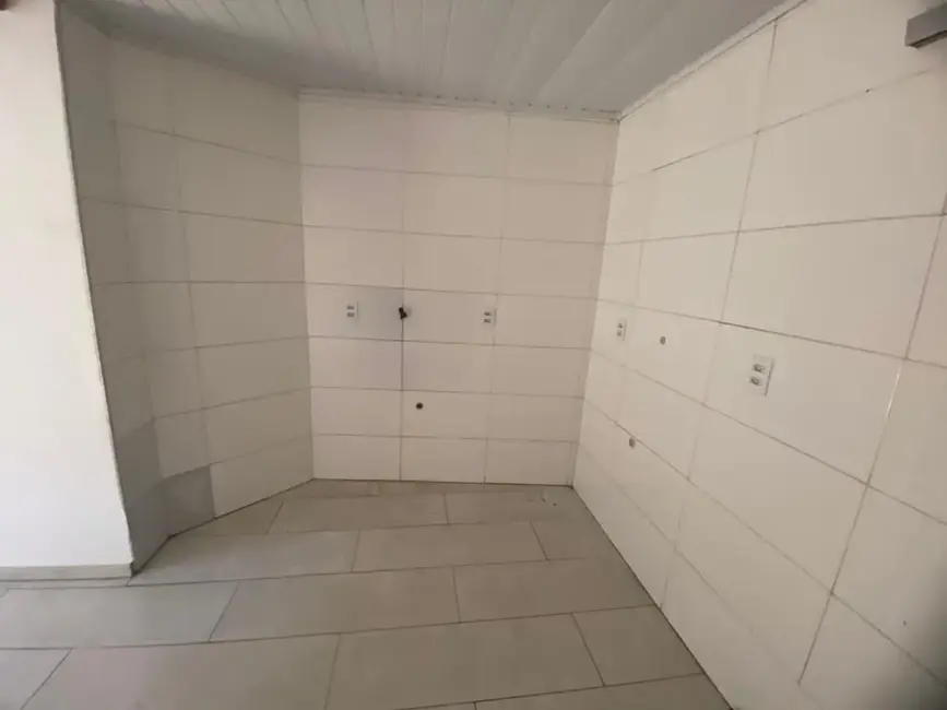Foto 3 de Sala Comercial com 1 quarto para alugar, 60m2 em Centro, Alegrete - RS