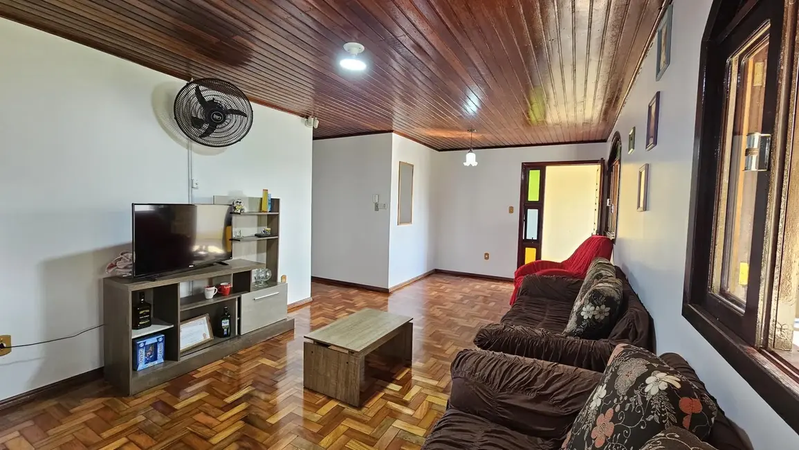 Foto 4 de Casa com 4 quartos à venda, 60m2 em Vera Cruz, Alegrete - RS