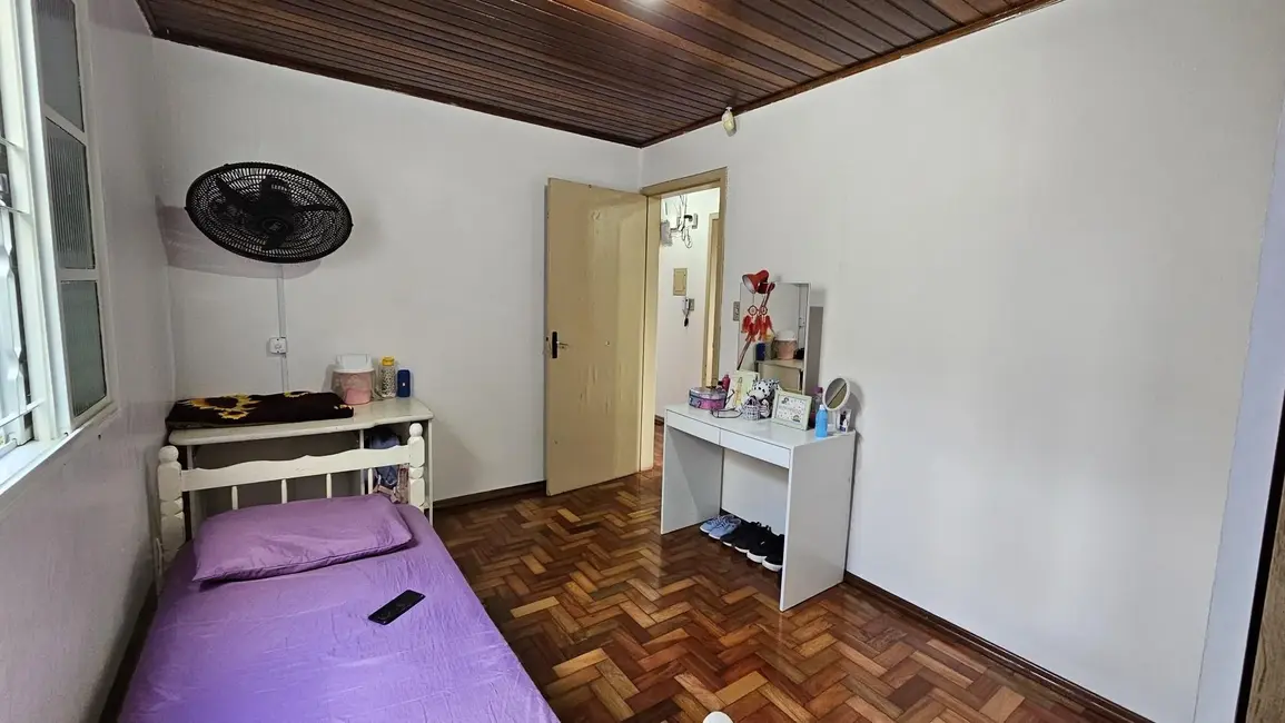 Foto 6 de Casa com 4 quartos à venda, 60m2 em Vera Cruz, Alegrete - RS