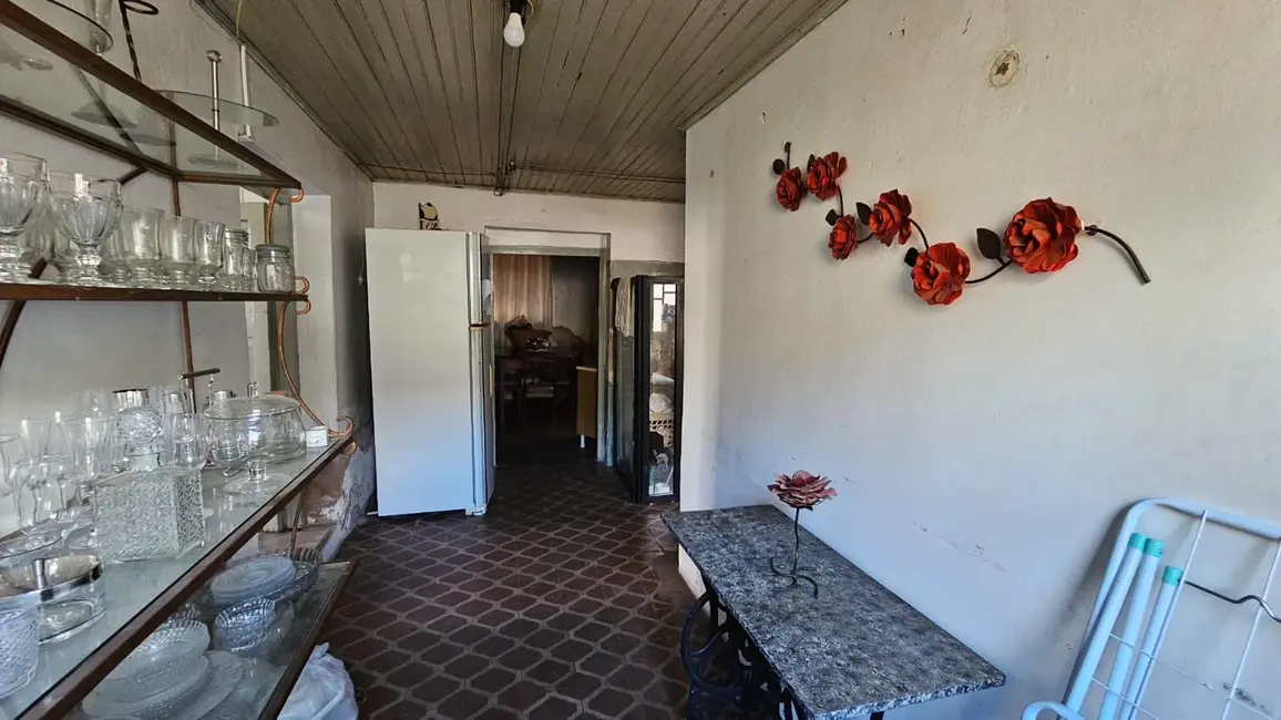 Casa com 3 quartos à venda, 90m2 em Centro, Alegrete - RS - imagem 8 Foto 8 de Casa com 3 quartos à venda, 90m2 em Centro, Alegrete - RS