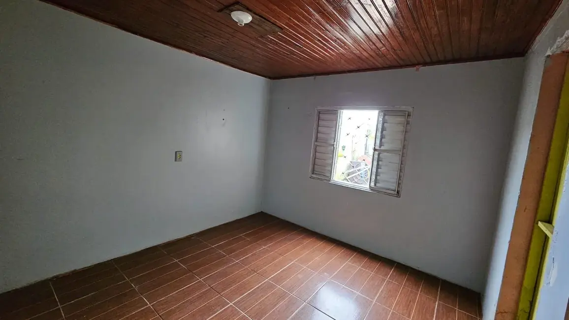 Casa com 3 quartos à venda, 90m2 em Sepé Tiaraju, Alegrete - RS - imagem 4 Foto 4 de Casa com 3 quartos à venda, 90m2 em Sepé Tiaraju, Alegrete - RS