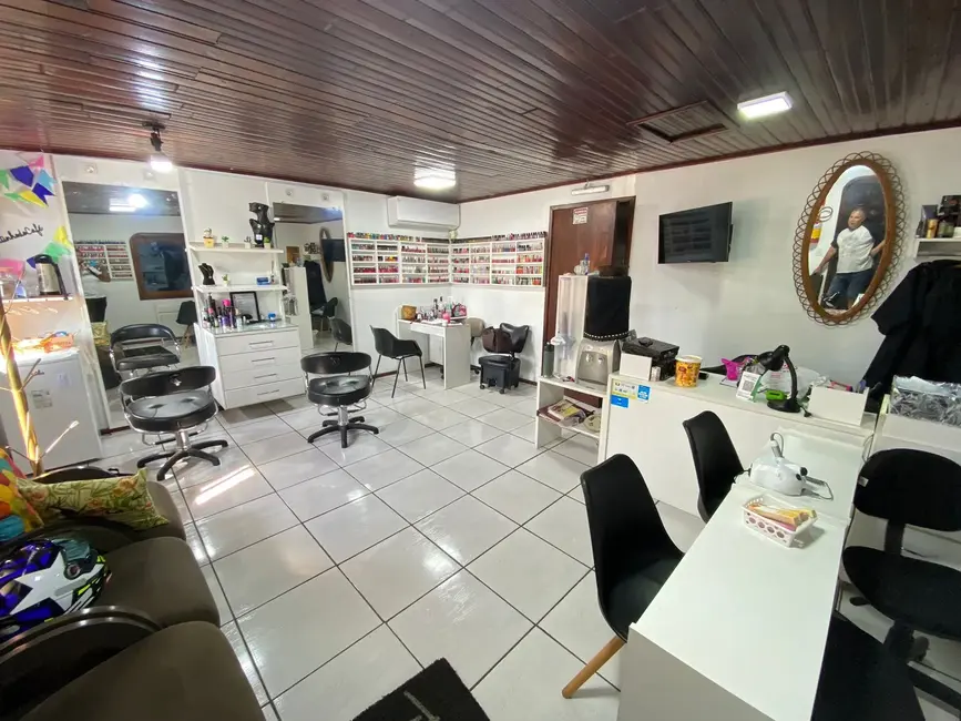 Foto 2 de Casa com 2 quartos à venda, 60m2 em Centro, Alegrete - RS