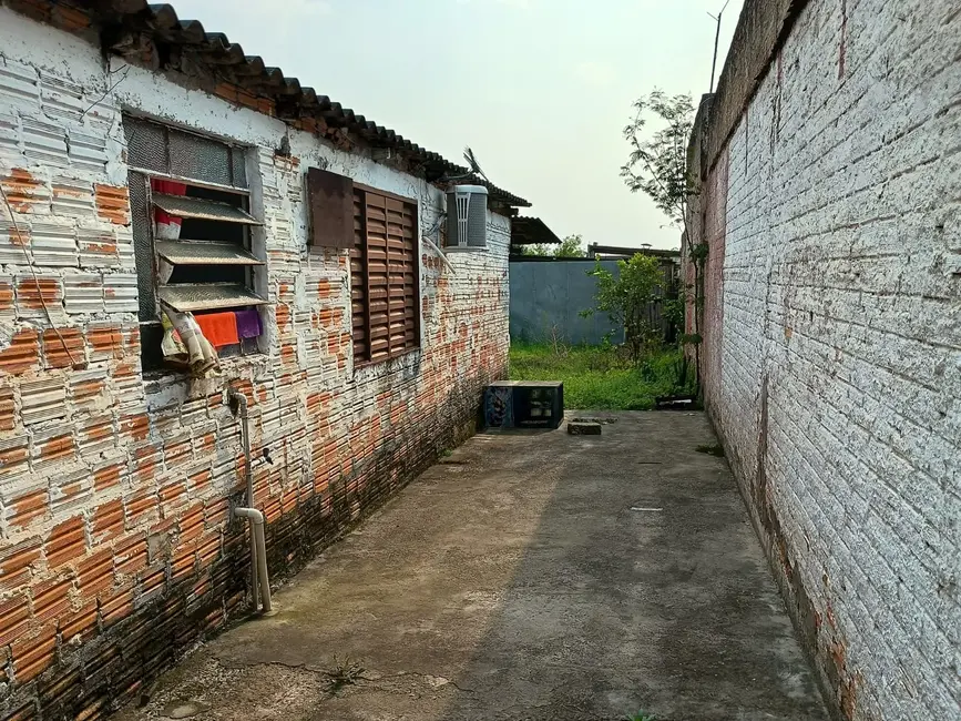 Foto 3 de Casa com 2 quartos à venda, 60m2 em Saudade, Alegrete - RS