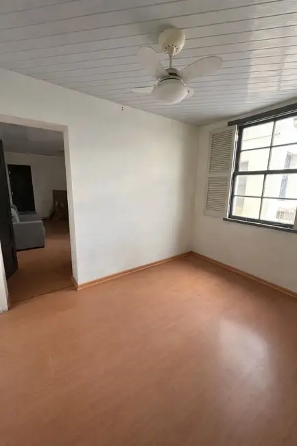 Sala Comercial com 1 quarto à venda, 55m2 em Centro, Alegrete - RS - imagem 2 Foto 2 de Sala Comercial com 1 quarto à venda, 55m2 em Centro, Alegrete - RS