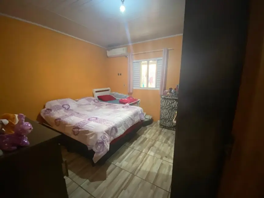 Foto 9 de Casa com 3 quartos à venda, 90m2 em Dr. Romário A de Oliveira, Alegrete - RS