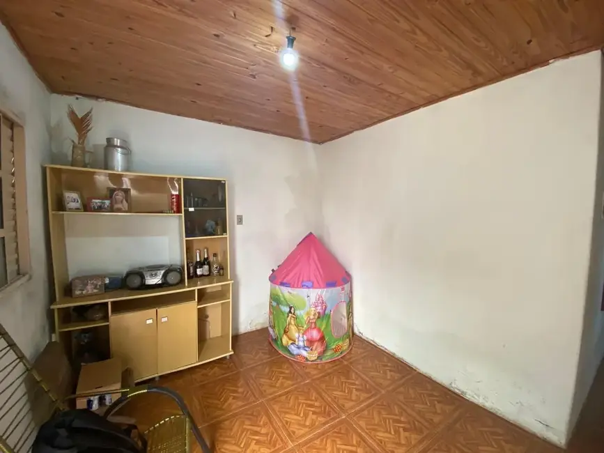 Foto 2 de Casa com 3 quartos à venda, 90m2 em Dr. Romário A de Oliveira, Alegrete - RS