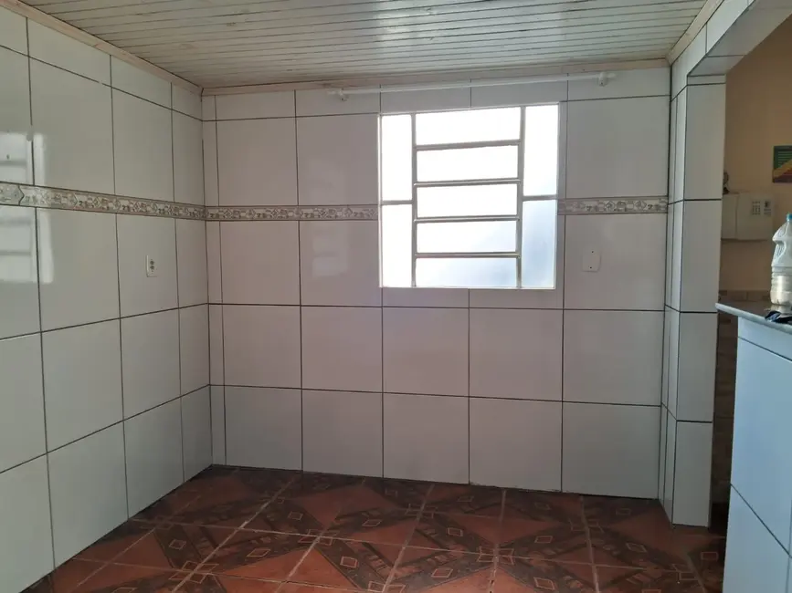 Casa com 2 quartos à venda, 80m2 em Favila, Alegrete - RS - imagem 4 Foto 4 de Casa com 2 quartos à venda, 80m2 em Favila, Alegrete - RS